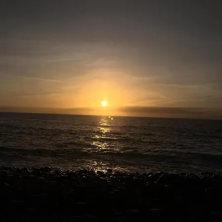 San Remo Retreat With Endless Sunsets *